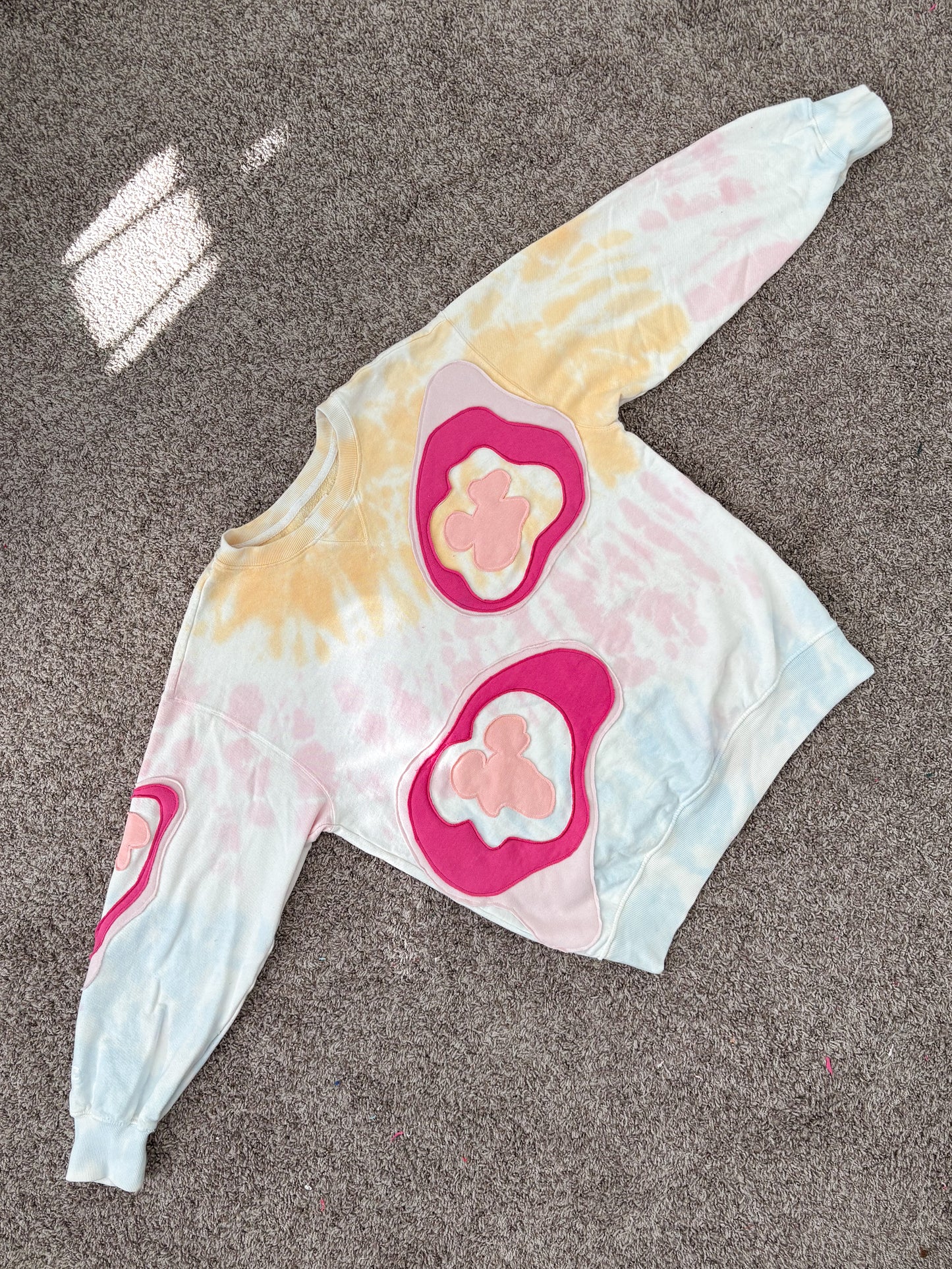 M | Tie Dye Melting Micks Crewneck