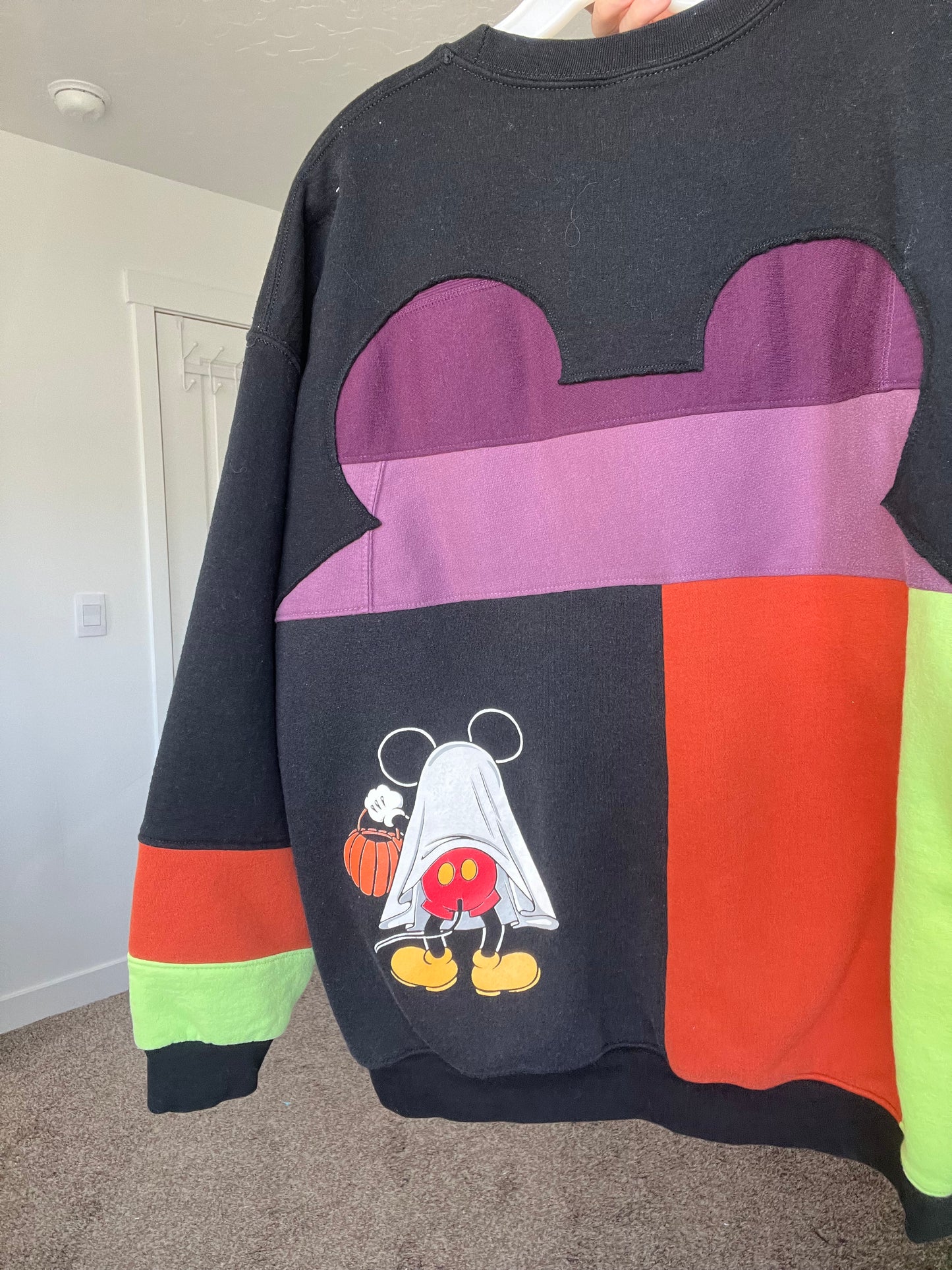 XL | All Hallow's Mouse Crewneck