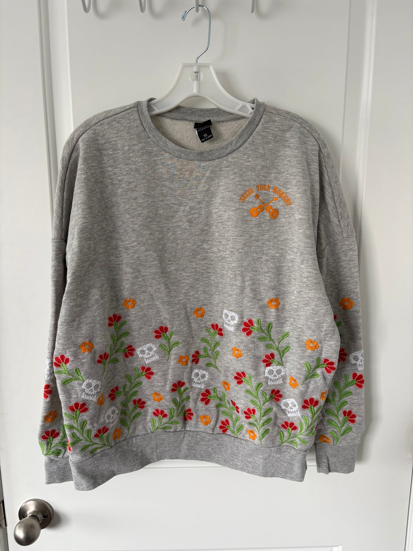 WOMENS XS - Seize Your Moment Crewneck